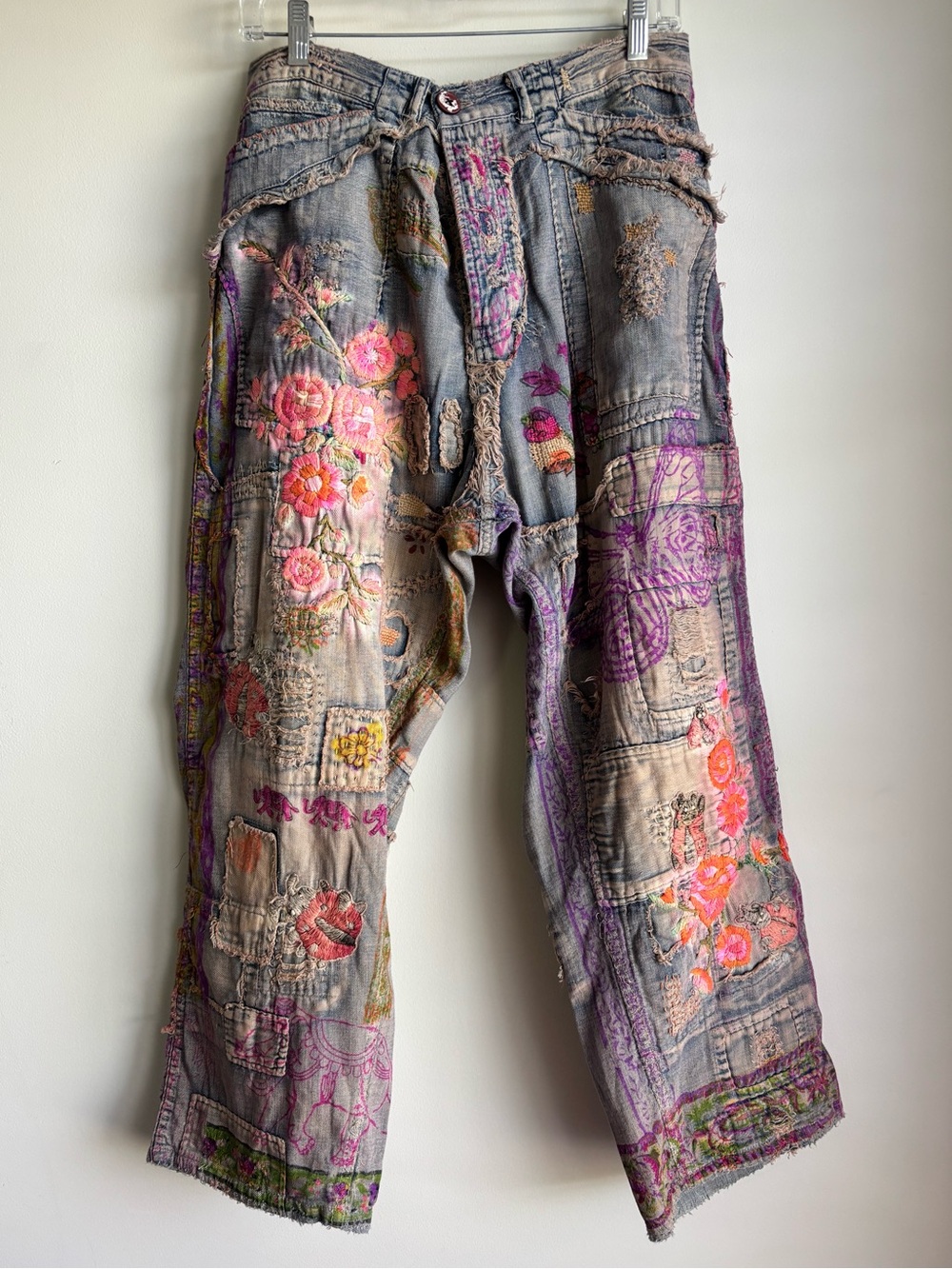 Magnolia Pearl Ladybug Musette Denims
💕RARE FIND 💕SOLD OUT 🐞 - Picture 4 of 9